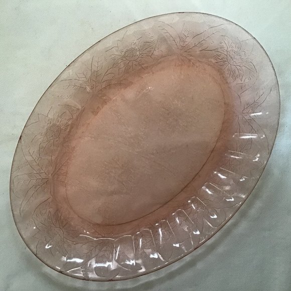 Vintage Pink Depression Glass Oval Serving Platter / Plate - Picture 1 of 7